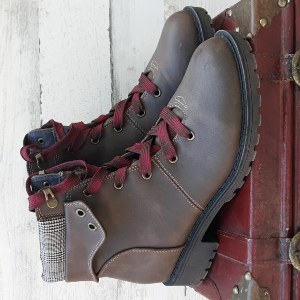 NWOT POP TANIA HIKING BOOT - Picture 11 of 13